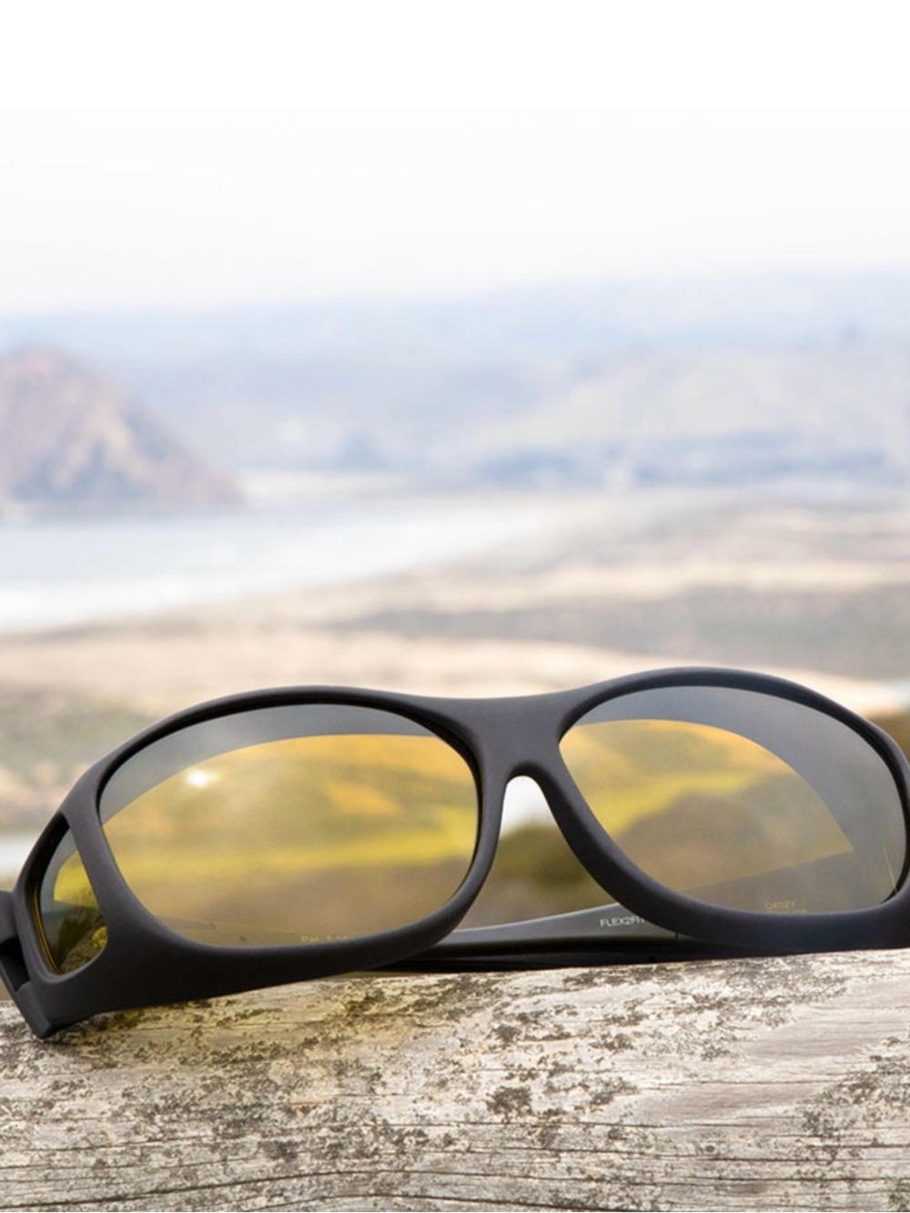 Brand new Slim Line (Medium ) Black Polarized Yellow

Model: C402Y